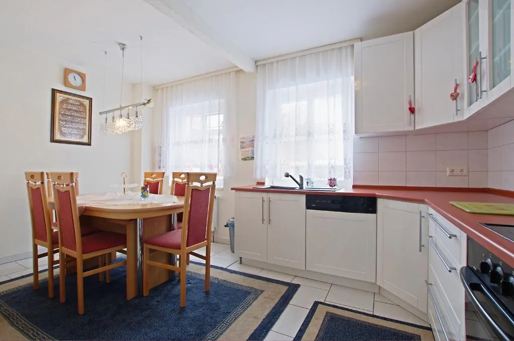 Privatunterkunft Private Room In City Sarstedt - Room Agency Hannover